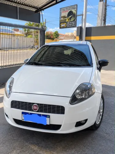 Fiat Punto Attractive Italia 1.4 F.flex 8V 5P 2012