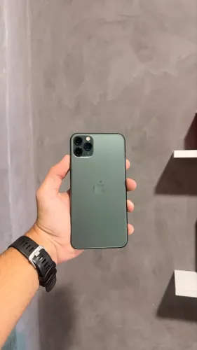 iPhone 11 pro max 256gb (3 meses de garantia)