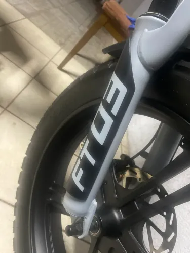 Vendo bike elétrica 0 km única