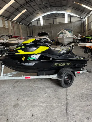 Jet Ski Sea-Doo RXT-X | 260 HP | 2013