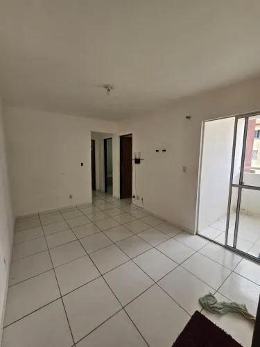 Alugo ap atrás do shopping pátio norte
