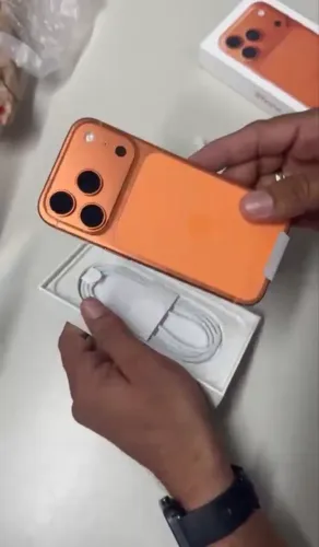 iPhone 17 pro 256gb Laranja ?