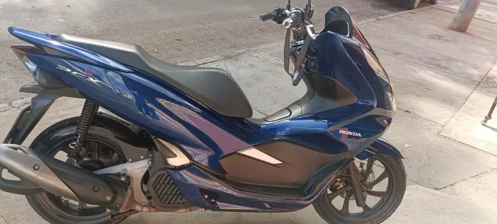 16 mil Vendo PCX HONDA 2021/150
