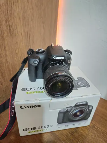 Câmera fotográfica Canon EOS 4000D - SEMINOVA