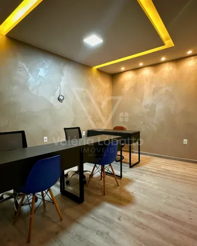 Sala Comercial Mobiliada | 3 Ambientes | R$ 2.250