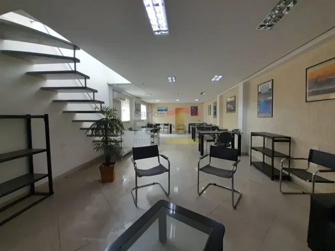 Prédio comercial com 420m² a venda!
