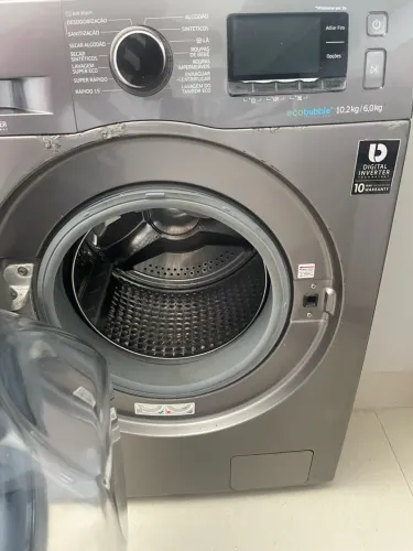 Máquina de lavar Samsung lava e seca