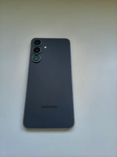 Samsung Galaxy S25 FE 256 GB - 7 meses de uso - Sem detalhes