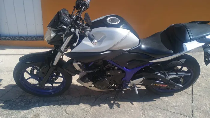 Vendo MT-03 ou troco por outra moto do meu interesse