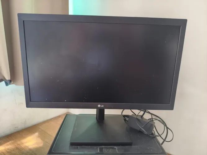 MONITOR LG 