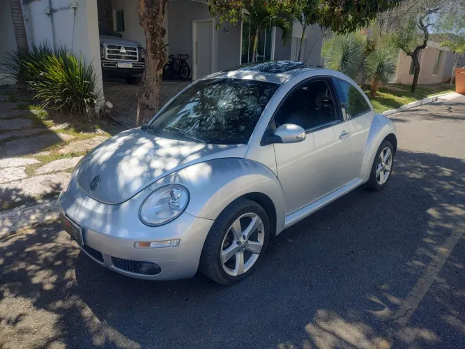 Volkswagen New Beetle 2.0 MI Mec./aut. 2009