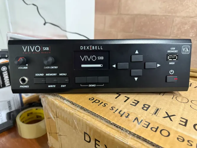 Dexibell Vivo SX8 - Na Caixa + Pack Timbres