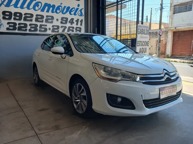 Citroen C4 Lounge Tendance 1.6 Turbo 4P AUT 2015