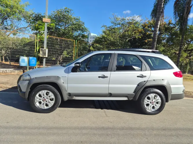 Fiat Palio Week.adv.lock.dualogic 1.8 Flex 2010