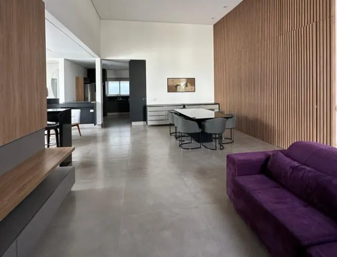 Casa com 3 dormitórios para alugar no Condomínio Splêndido em Uberlândia/MG