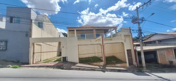 CASAS GEMINADAS SAO JOAO BETIM MG 2, 3 E 4 QUARTOS