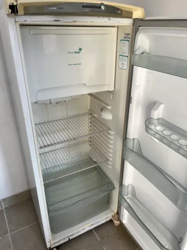 Geladeira frostfree
