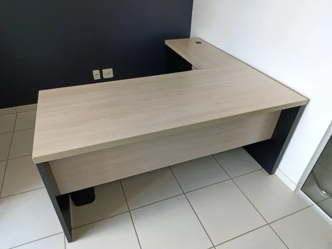 Mesa Escritório em L - Oportunidade R$ 500,00