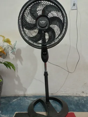 Ventilador de pé