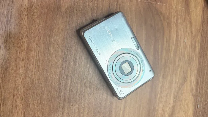 Sony cybershot dsc-w180