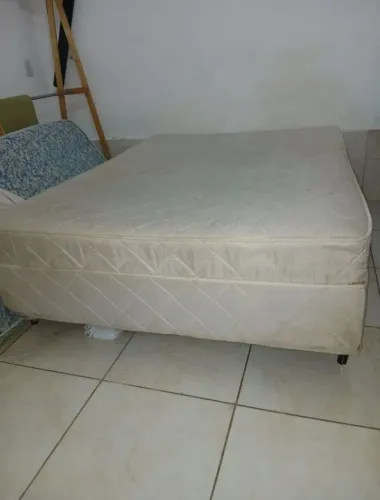 Cama Box Casal já usada.