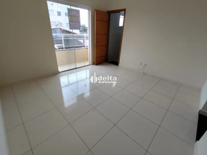 Apartamento com 2 quartos sendo 1 suíte disponível para locação no bairro Santa Mônica em