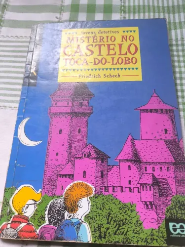 Mistério no castelo toca do lobo