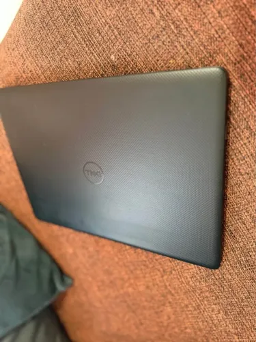 Notebook Dell i3-8145U