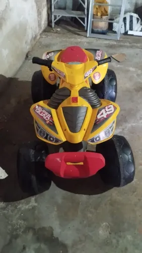 Moto elétrica pra criança paguei 1.200 na loja quero metade do valor