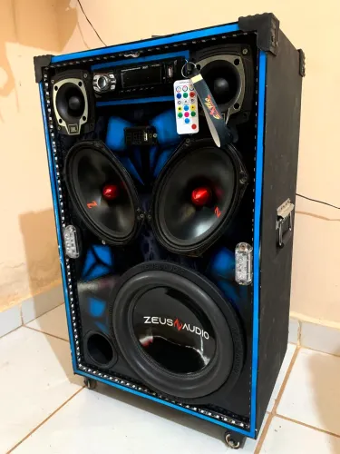 Vendo ou troco por celular com volta!