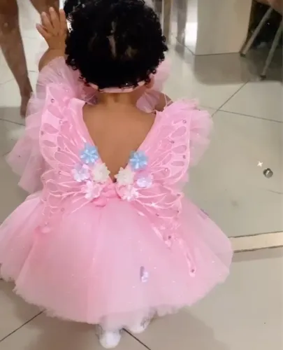 ALUGO vestido para Aniversário 1 Ano