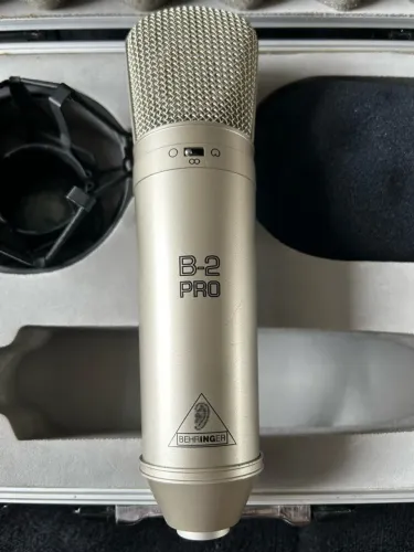 Behringer B-2 Pro Completo