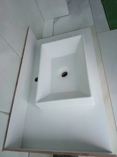 Lavatório branco