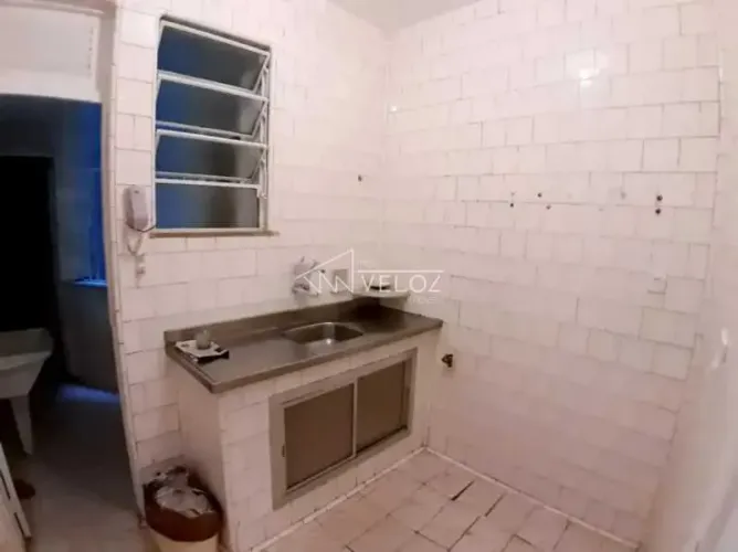 Apartamento : / Residencial / Catete