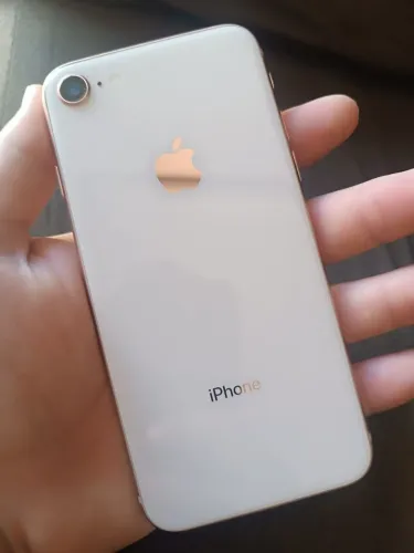iPhone 8 64gb