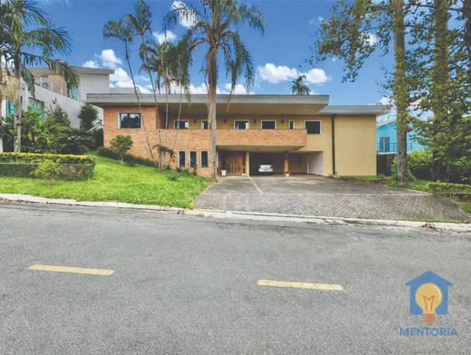 Casa à venda no Condomínio Nova Higienópolis, Granja Viana - Cotia