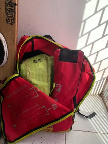 Vendo kite f-one 2018 tamanho 7