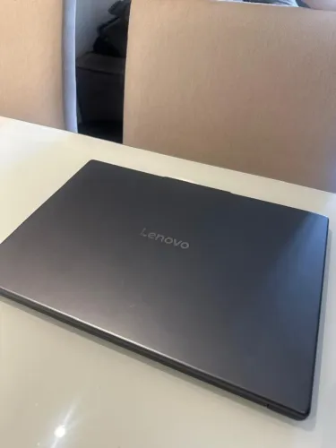 Laptop Lenovo ( semi-novo) na garantia