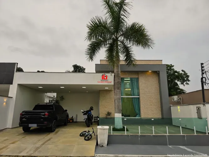 MOBILIADA/SEMIMOBILIADA, Bosque Tarumã, 360m² Terreno, 248m² Edificado, Piscina, NEGOCIE