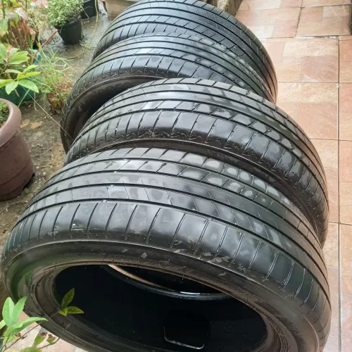 VENDO PNEUS ARO 18