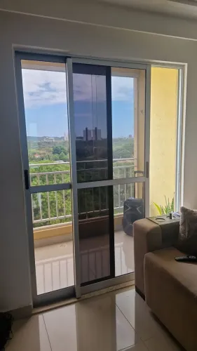 Ve do porta completa de vidro medindo 155 de largura e 210 altura