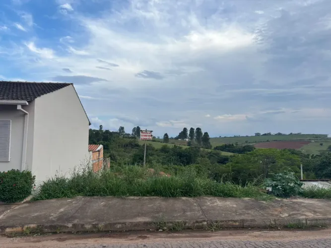 Vendo ou troco terreno