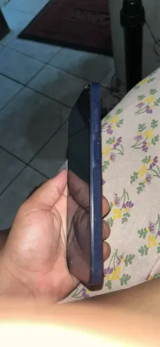 Samsung A15 tem a tela quebrada