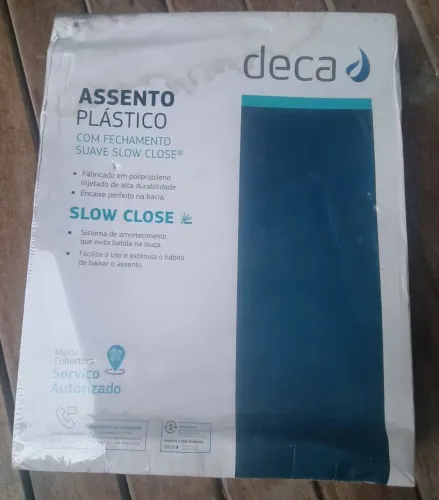 Assento Plástico com fechamento Slow Close - DECA