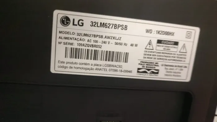 Vende-se TV LG Smart 32 polegadas seminova