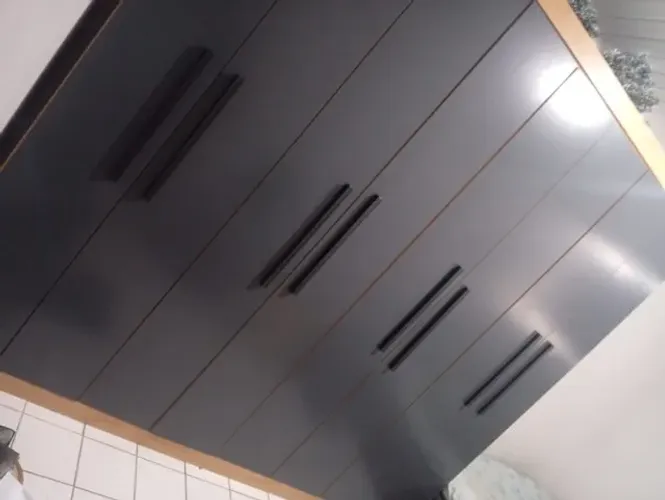 Guarda Roupa de 8 Portas