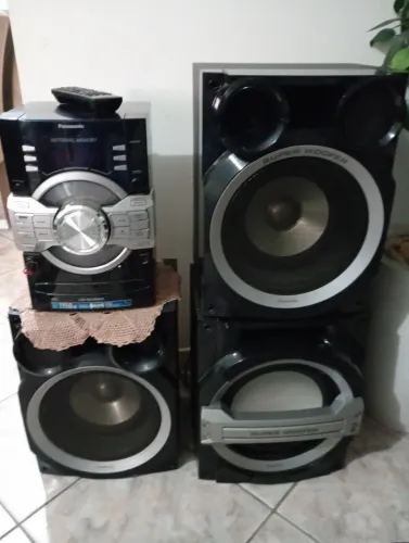 Aparelho mini sist potência 1150 w marca Panasonic 