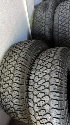 Pneus 255/75/15