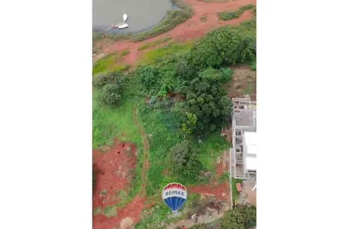 Terreno de Marina: Invista no Paraíso em Capitólio! Lago vitoria