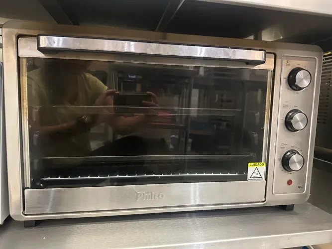 Forno Philco 70l